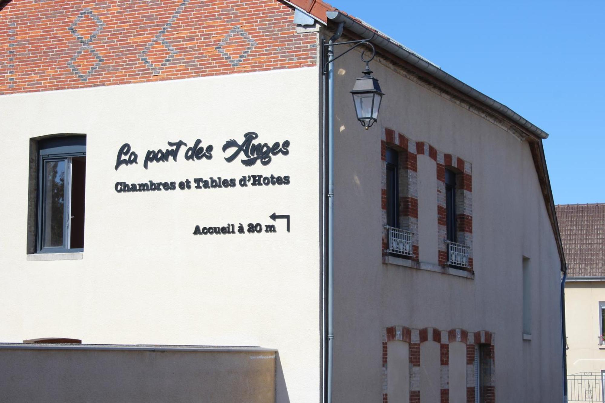La Part Des Anges Hotel Mardeuil Buitenkant foto